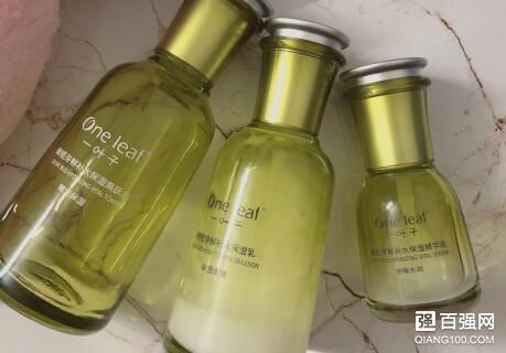 一叶子水乳到底好不好?补水效果好吗? 一叶子水乳到底好不好?补水效果好吗?