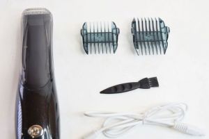 Sanko发布新品电动理发器：边理发边吸碎发-1