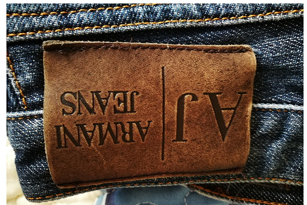 意大利三大牛仔裤品牌对比贴 Armani Jeans、Replay、Diesel