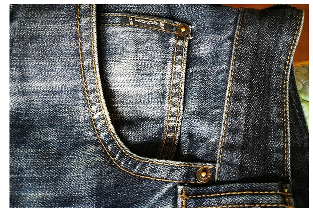 意大利三大牛仔裤品牌对比贴 Armani Jeans、Replay、Diesel