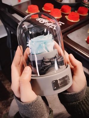 roseonly永生花音乐盒怎么样?做情人节礼物寓意好么? roseonly永生花音乐盒怎么样?做情人节礼物寓意好么?