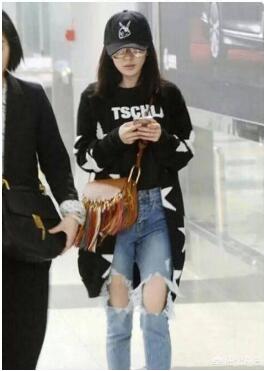 Vetements卫衣为什么价格如此昂贵？是有什么不同之处嘛？