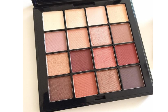 眼影什么牌子好用?NYX16色眼影盘怎样? 眼影什么牌子好用?NYX16色眼影盘怎样?