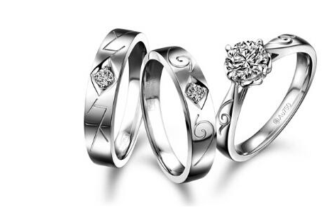 情侣戒指什么品牌好?LOVE&LOVE COUPLE'S 情侣戒指好吗? 情侣戒指什么品牌好?LOVE&LOVE COUPLE'S 情侣戒指好吗?