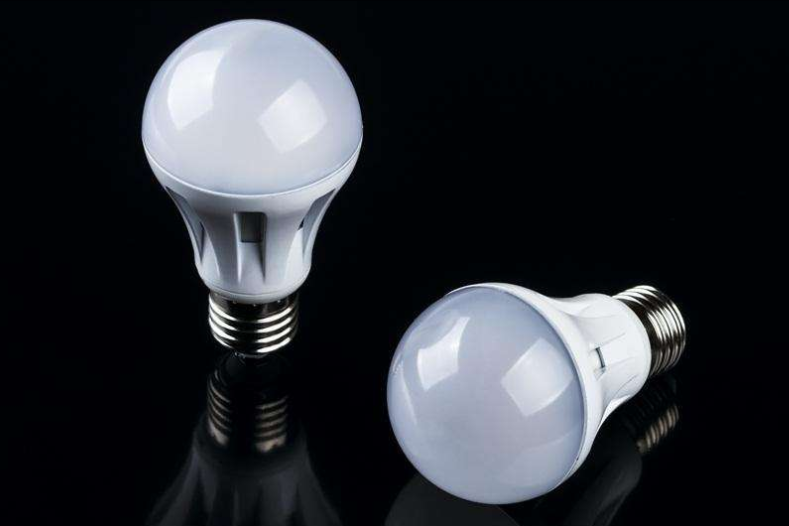 led灯哪个品牌好?小米、禀临、美的、宜家哪个好? led灯哪个品牌好?小米、禀临、美的、宜家哪个好?