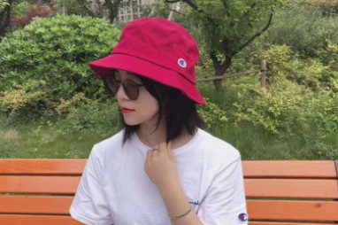 夏天渔夫帽到底该怎么搭? 冠军渔夫帽好看吗? 夏天渔夫帽到底该怎么搭? 冠军渔夫帽好看吗?