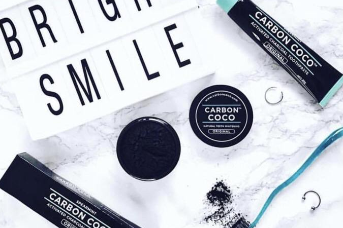 carbon coco活性炭牙粉真的有用吗？能变白吗？-1