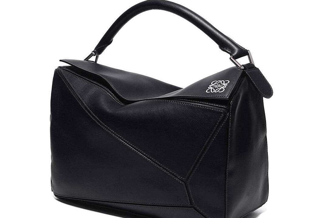 Loewe牛皮女包好搭吗?Loewe牛皮女包适合多大身高? Loewe牛皮女包好搭吗?Loewe牛皮女包适合多大身高?