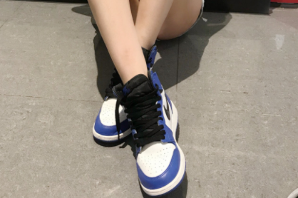 aj公认最好看的一款球鞋?谁能介绍一下? aj公认最好看的一款球鞋?谁能介绍一下?