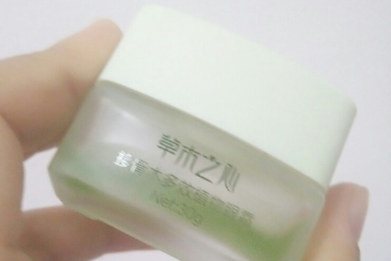 草木之心眼霜怎么样?使用感好吗? 草木之心眼霜怎么样?使用感好吗?