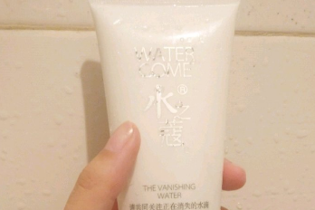 水之蔻美白洗面奶泡沫丰富吗?清洁度强吗? 水之蔻美白洗面奶泡沫丰富吗?清洁度强吗?