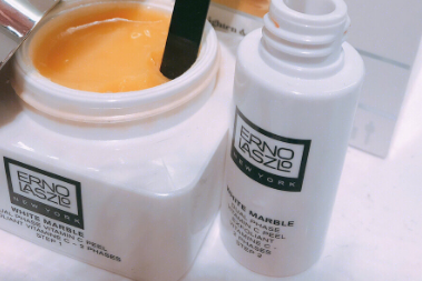 奥伦纳素维他命c焕白去角质好用吗?使用效果如何? 奥伦纳素维他命c焕白去角质好用吗?使用效果如何?