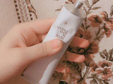 tamburins护手霜可以做手膜吗？手感好吗？