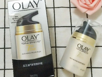 OLAY玉兰油多效修复霜怎么样？好吸收吗？