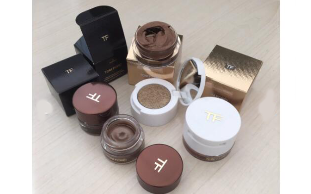 tf(TOM FORD)眼影膏色号?好晕染吗? tf(TOM FORD)眼影膏色号?好晕染吗?