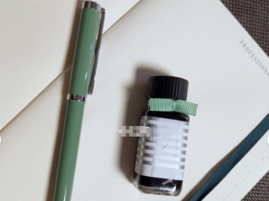 意索钢笔礼盒有什么？颜值很高吗？