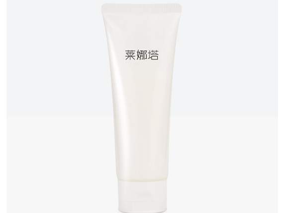 莱娜塔洗面奶好用吗?会假滑吗? 莱娜塔洗面奶好用吗?会假滑吗?