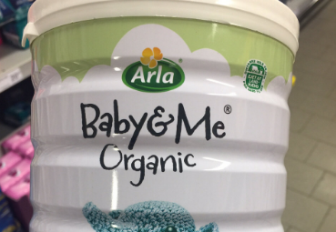 ARLA奶粉质地如何？奶粉是乳黄色吗？