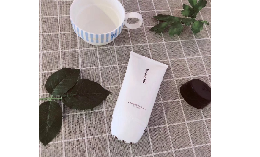 戚薇同款瘦腿霜健康吗?戚薇同款瘦身霜有用吗? 戚薇同款瘦腿霜健康吗?戚薇同款瘦身霜有用吗?