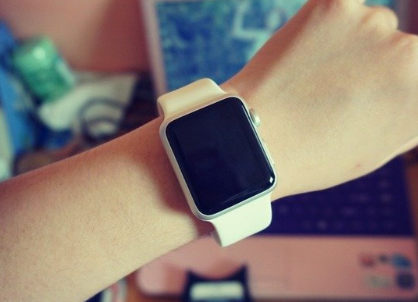 apple watch有哪些功能？价格是多少？