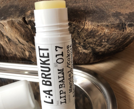lablabruket润唇膏怎么样?上嘴什么感觉? lablabruket润唇膏怎么样?上嘴什么感觉?