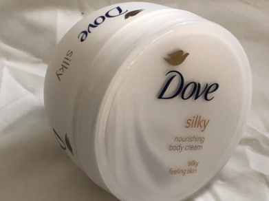 多芬身体乳使用测评?值得种草吗? 多芬身体乳使用测评?值得种草吗?