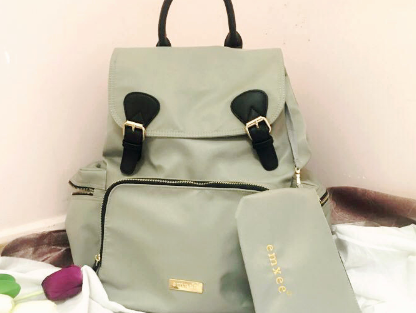嫚熙妈咪包功能多吗?容量够不够用? 嫚熙妈咪包功能多吗?容量够不够用?