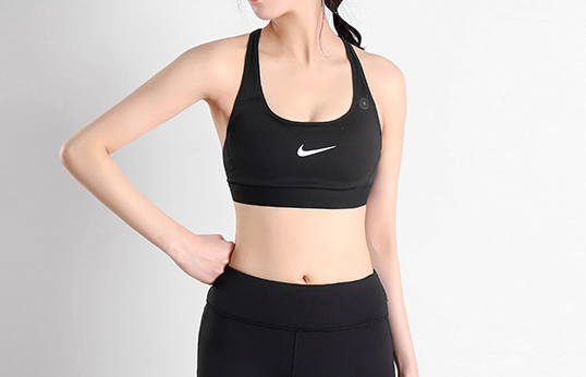 nike运动内衣推荐？可以试穿吗？