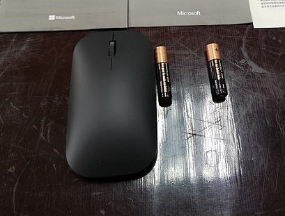 Designer蓝牙鼠标配对快速吗？使用感怎么样？