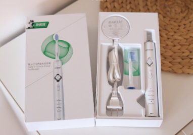 黑人的电动牙刷好用吗?毛质怎么样? 黑人的电动牙刷好用吗?毛质怎么样?