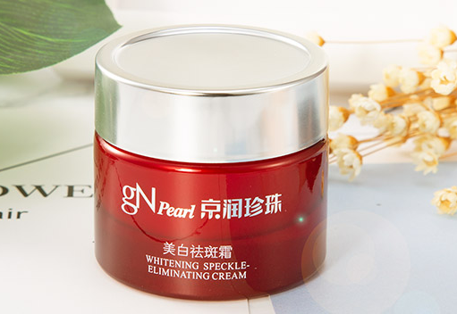 京润珍珠膏是在药店里买么？京润珍珠膏使用效果如何？