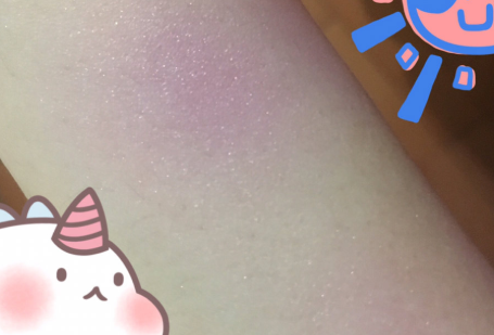 倩碧小雏菊15号试色？倩碧腮红持久度怎么样？
