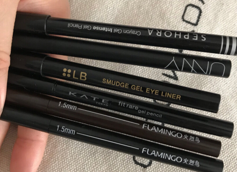 眼线胶笔怎么选?火烈鸟眼线胶笔好用吗? 眼线胶笔怎么选?火烈鸟眼线胶笔好用吗?