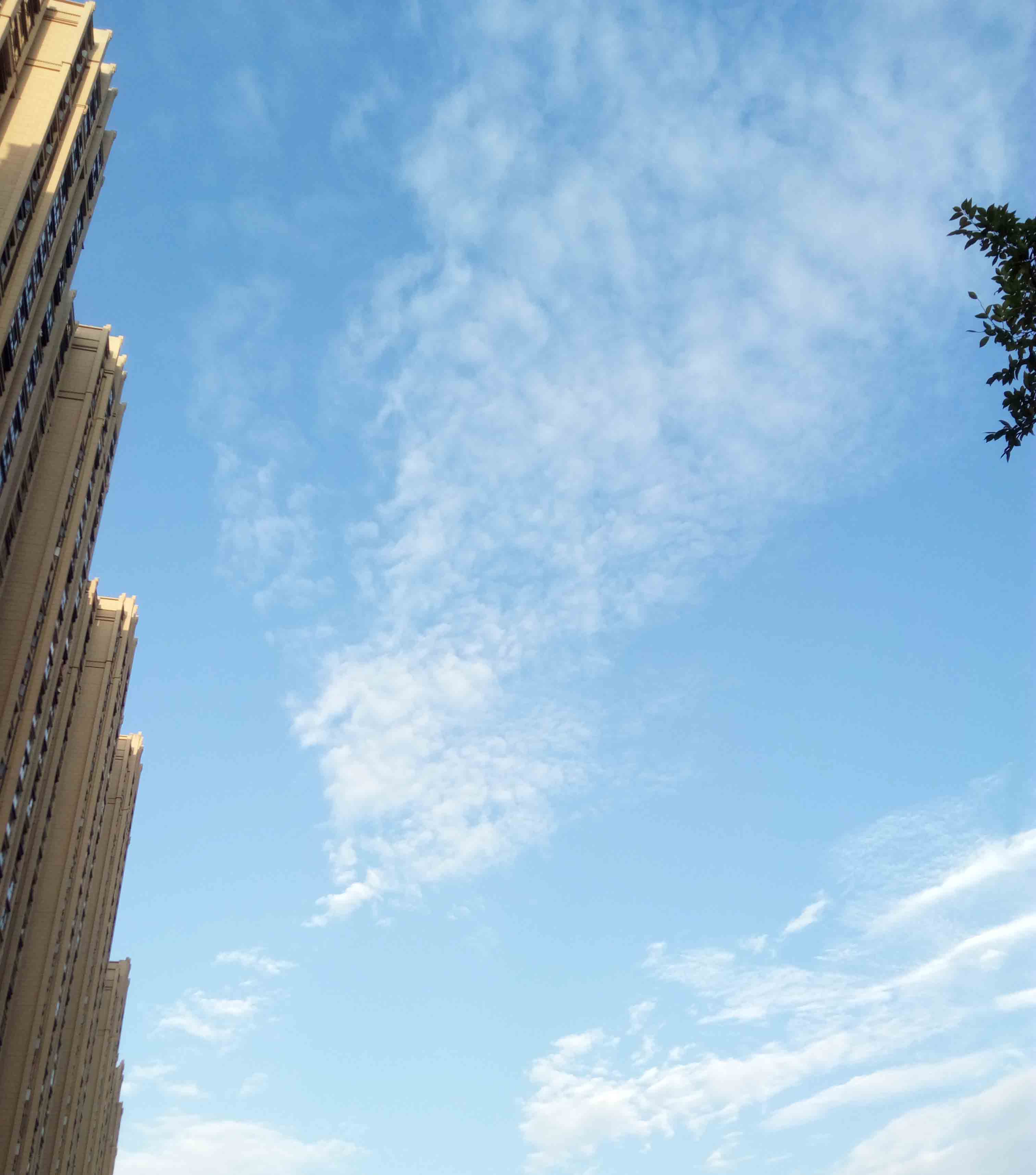 必打卡体验的天空,抬头看看会有不一样的风景 必打卡体验的天空,抬头看看会有不一样的风景