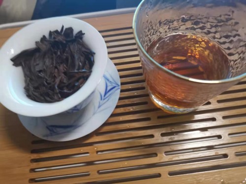 不伦不类的红茶 不伦不类的红茶