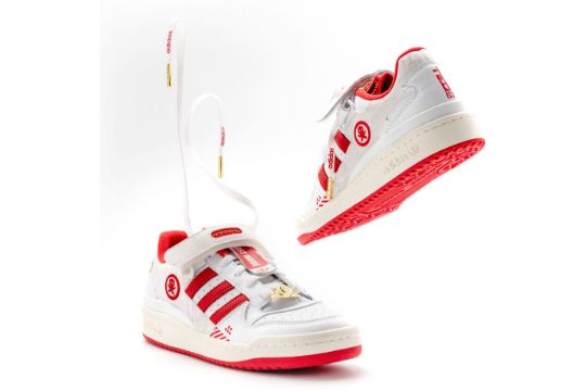 adidas Originals 携手艺术家 Quiccs 发布合作鞋款，11月5日发售-1
