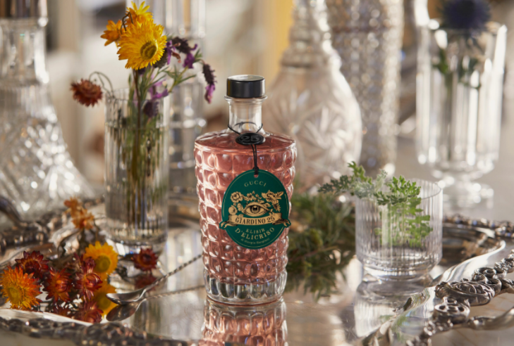 GUCCI 推出 Elisir d’Elicriso 鸡尾酒,且具有收藏价值 GUCCI 推出 Elisir d’Elicriso 鸡尾酒,且具有收藏价值