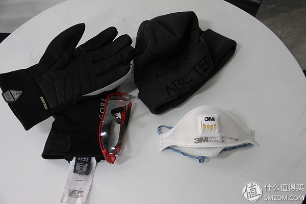 冬天骑行常用装备：捷安特 XTC820、喇叭、手套、眼镜